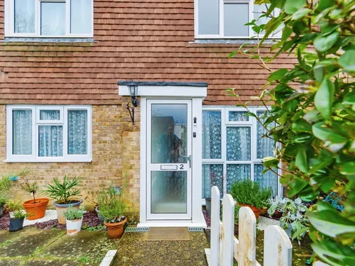 Bristol Close, Crawleyphoto