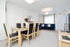 Bristol Close, Crawley