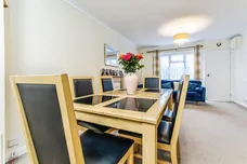 Bristol Close, Crawley