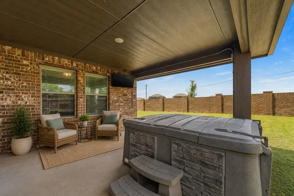 2325 Cambridge Ave, Anna, TX 75409