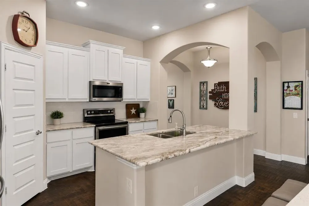 2325 Cambridge Ave, Anna, TX 75409
