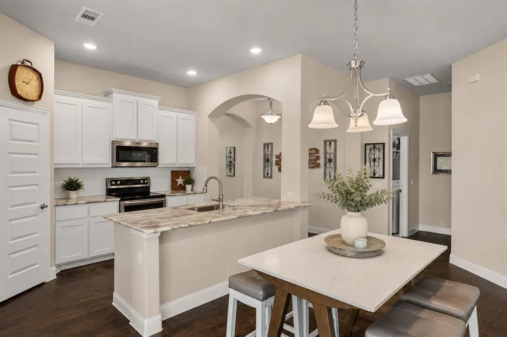 2325 Cambridge Ave, Anna, TX 75409
