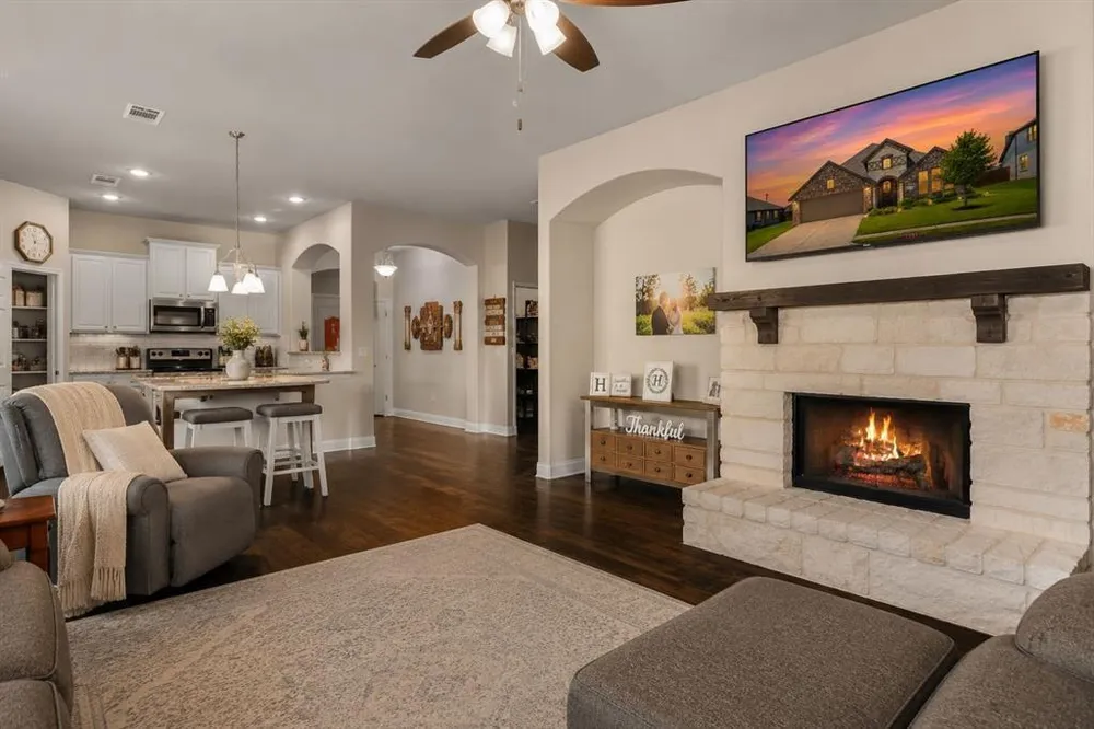 2325 Cambridge Ave, Anna, TX 75409
