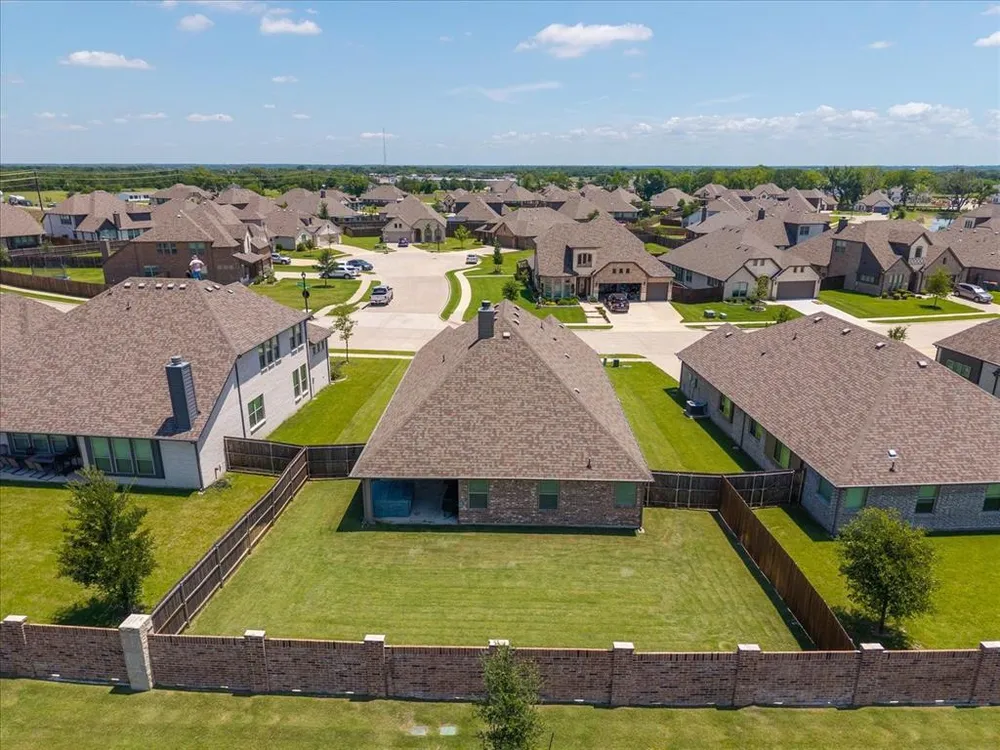 2325 Cambridge Ave, Anna, TX 75409