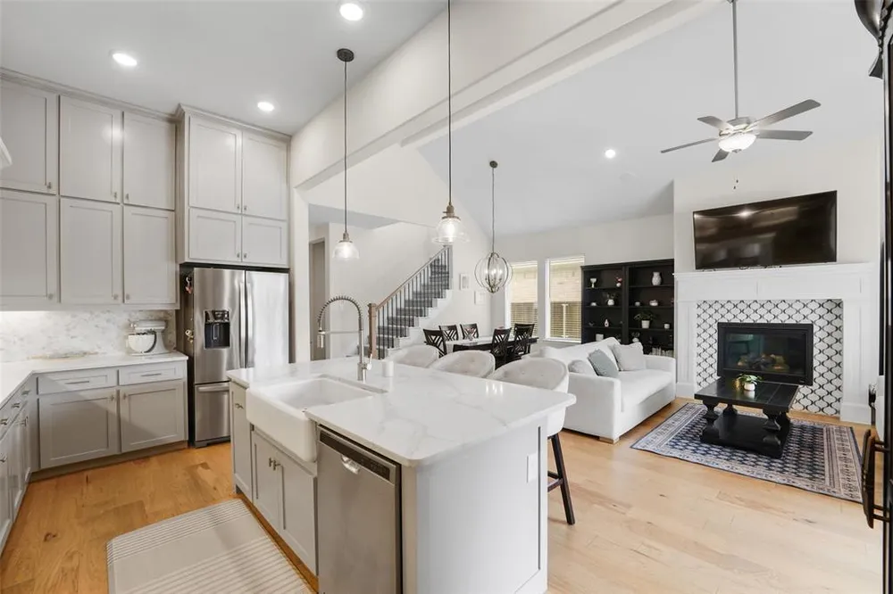 416 Calmwater Cove, McKinney, TX 75071