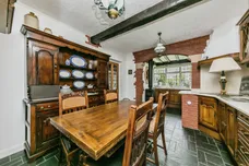 Holly Road, Uttoxeter
