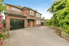 Holly Road, Uttoxeter