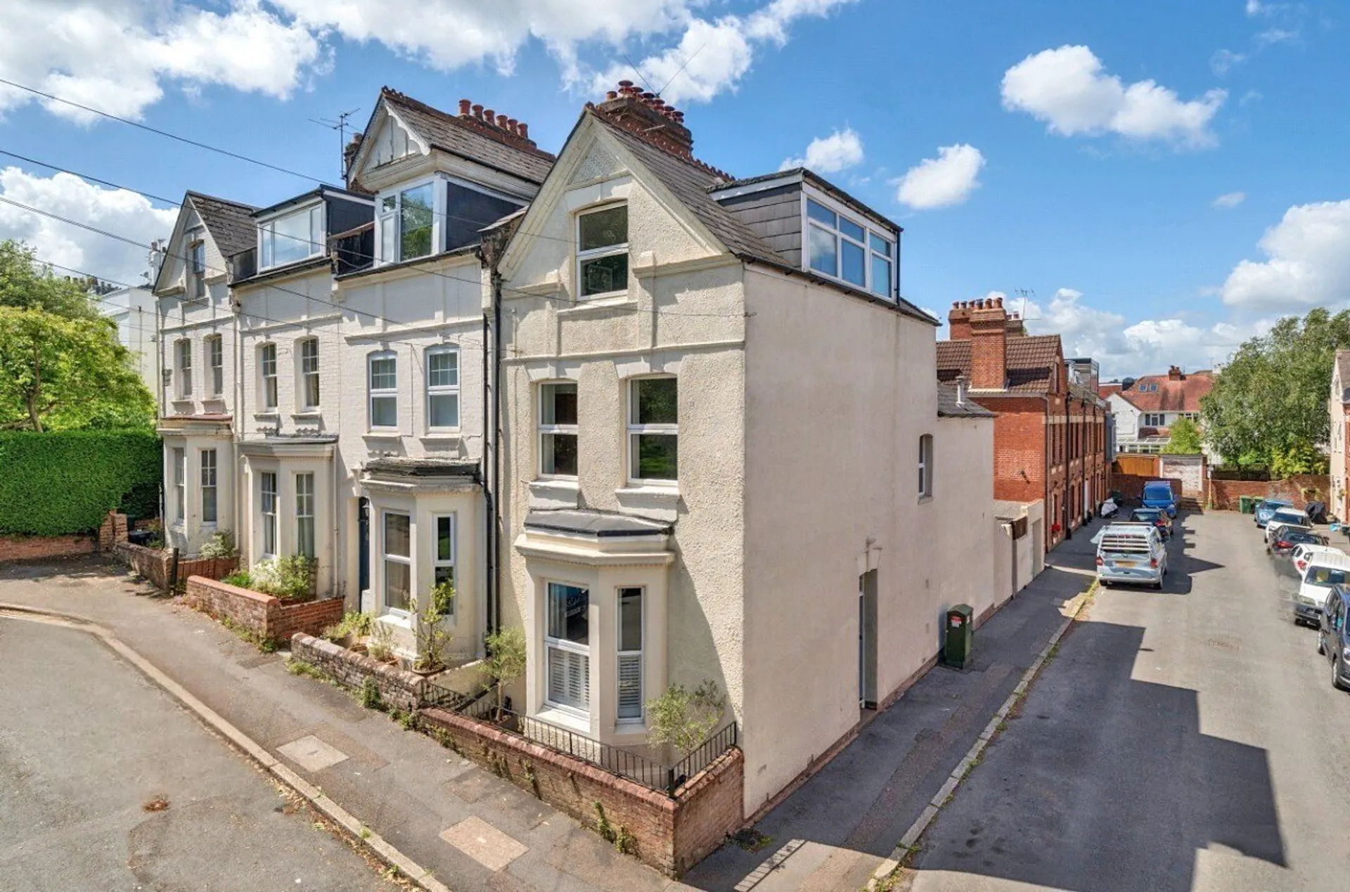 Property photo top 0