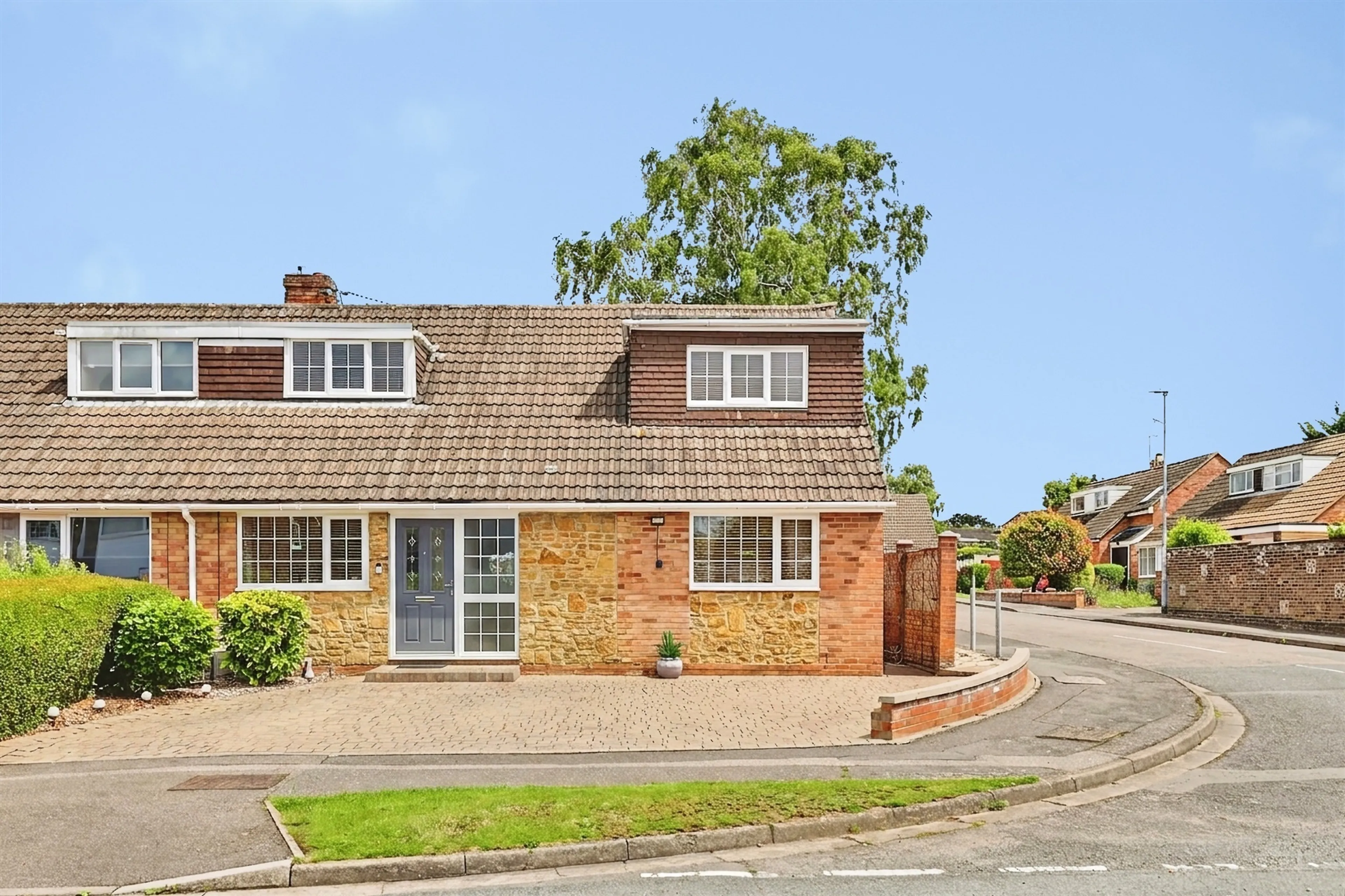 Property photo 0