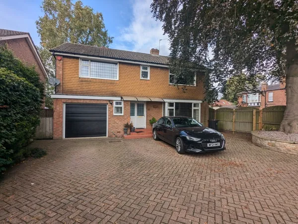 Milbank Road, West End, Darlington, DL3
