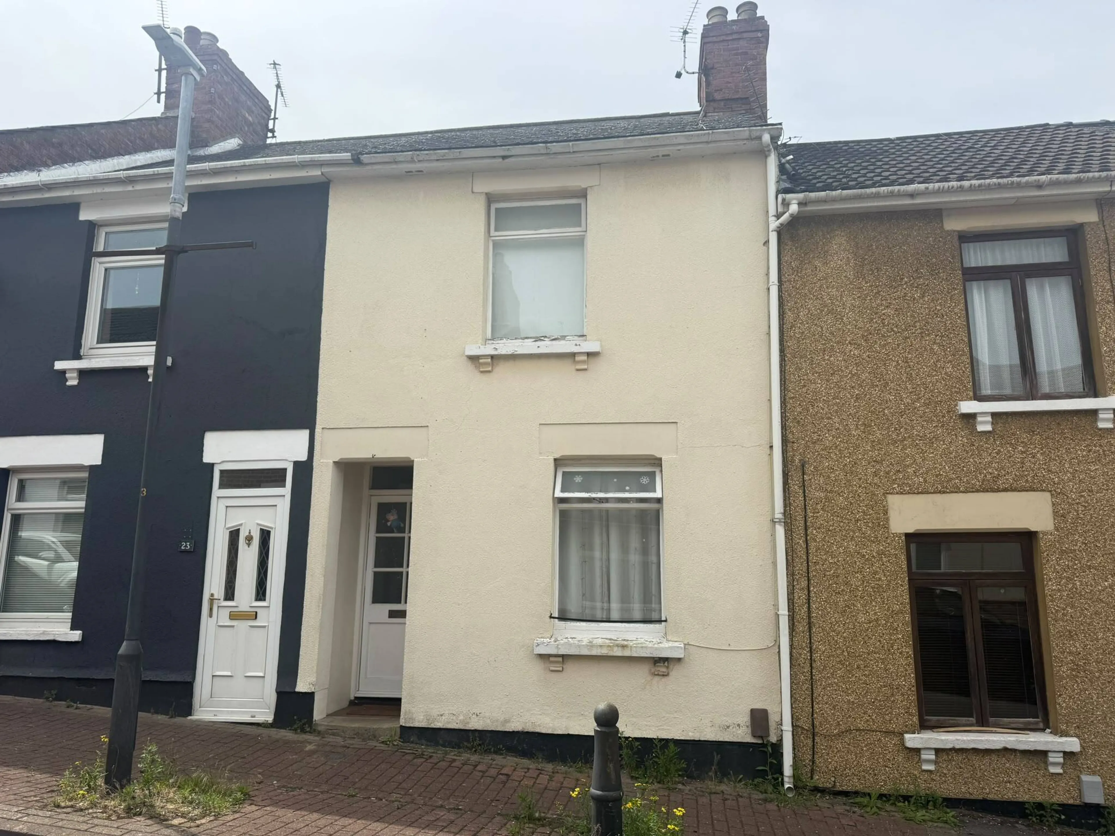 Property photo 0