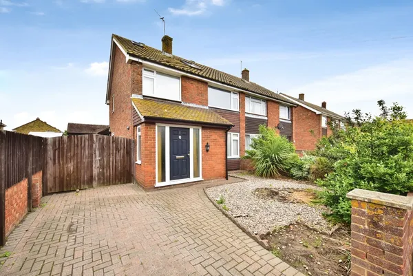 Baker Close, Teynham, Sittingbourne, ...