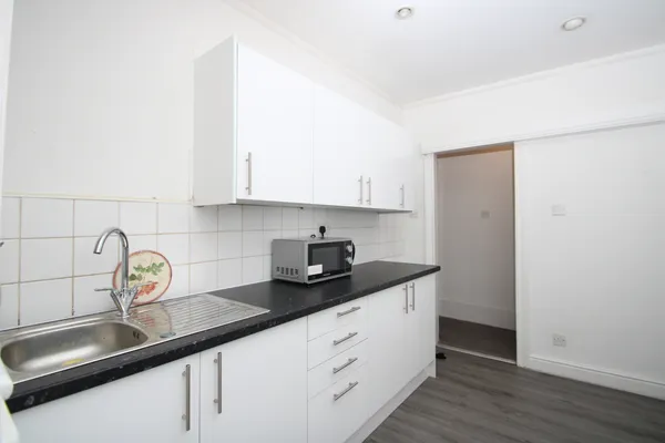 Kilmartin Avenue, Norbury