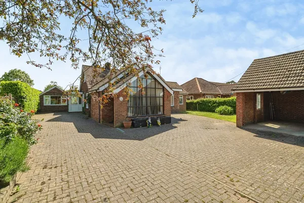 Norwich Road, Ludham, Great Yarmouth,...