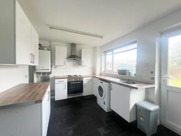 Alford Close, Beeston, NG9