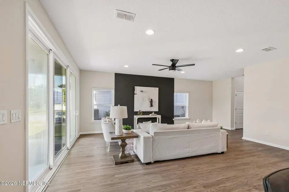 250 Holly Forest Dr, St Augustine, FL 32092