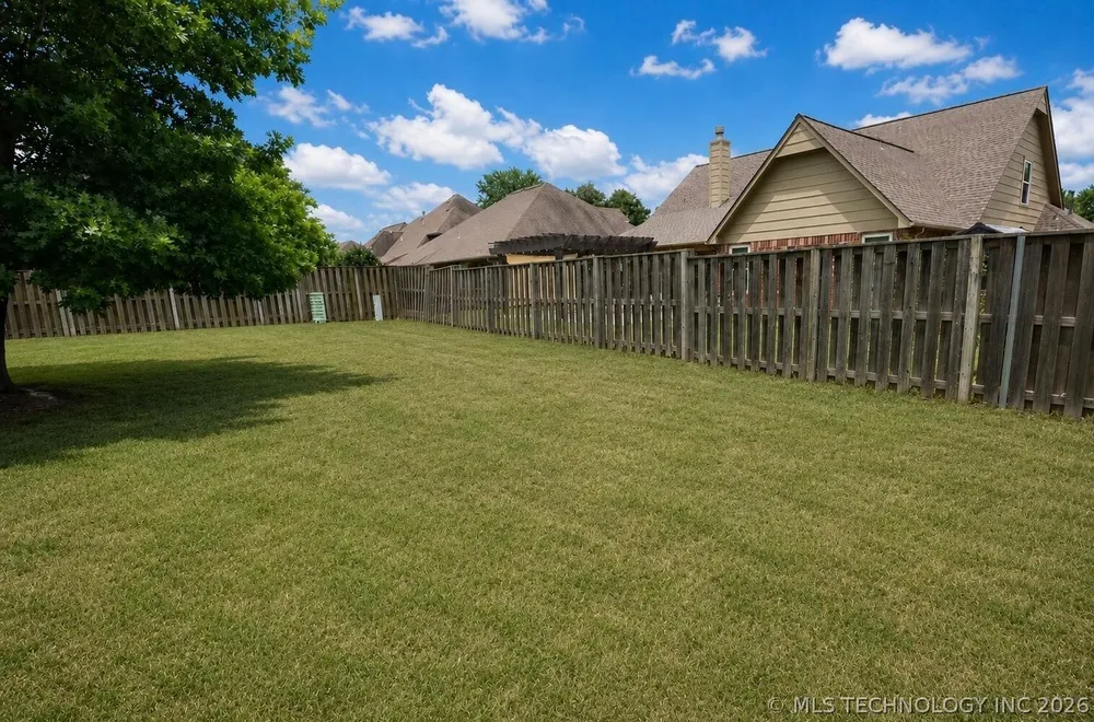 2422 S Umbrella Pl, Broken Arrow, OK 74012