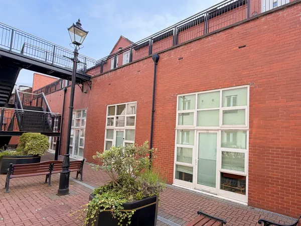 St. James Court, Grants Yard, Burton ...