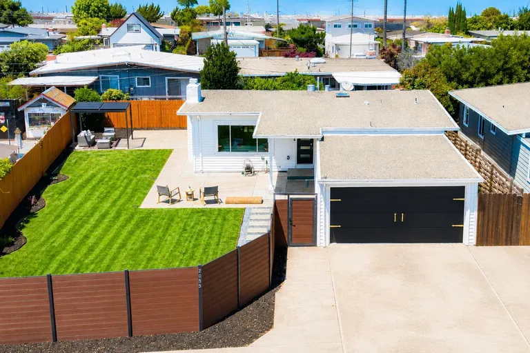 2053 Harding Ave, San Mateo, CA 94403