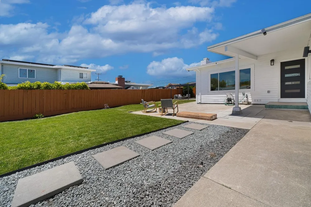 2053 Harding Ave, San Mateo, CA 94403