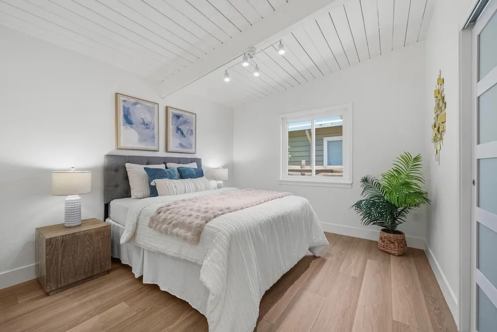 2053 Harding Ave, San Mateo, CA 94403