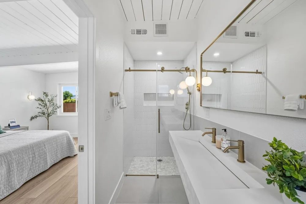 2053 Harding Ave, San Mateo, CA 94403