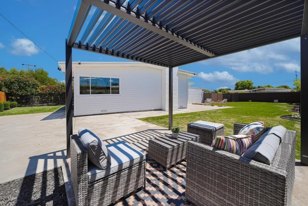 2053 Harding Ave, San Mateo, CA 94403