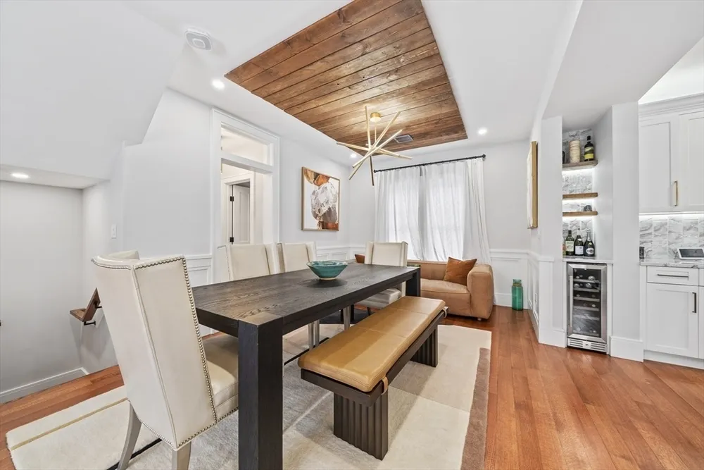 300 Elliot St, Newton, MA 02464
