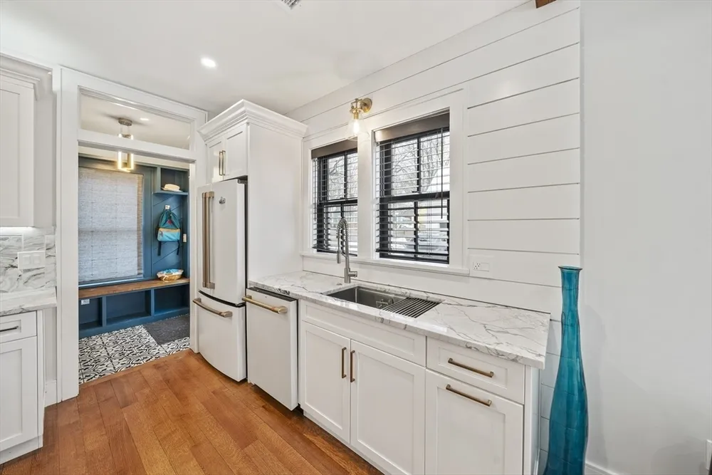 300 Elliot St, Newton, MA 02464