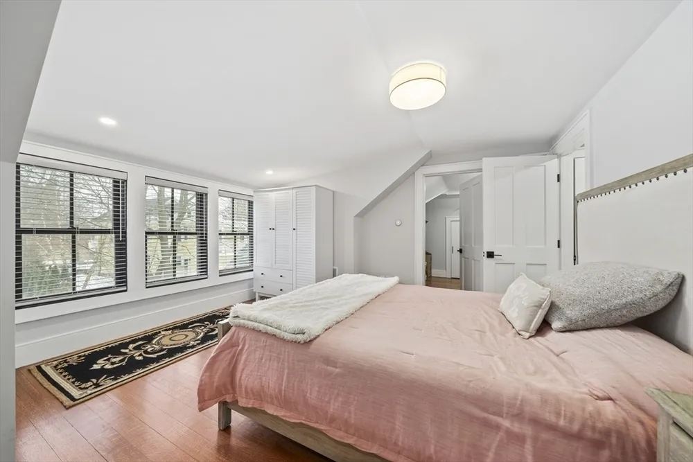 300 Elliot St, Newton, MA 02464