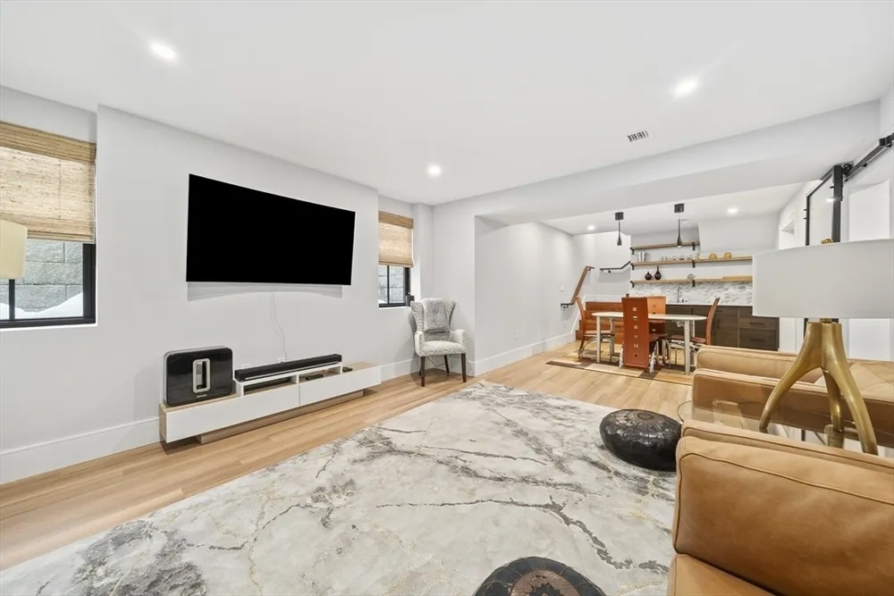 300 Elliot St, Newton, MA 02464