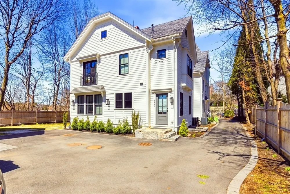 300 Elliot St, Newton, MA 02464