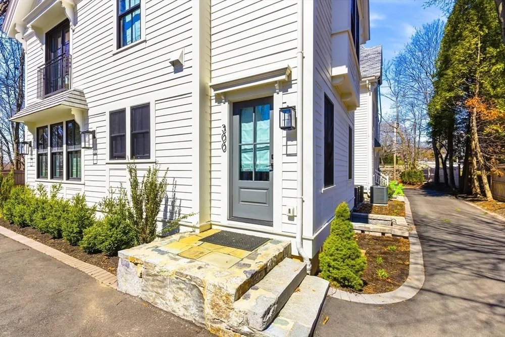 300 Elliot St, Newton, MA 02464