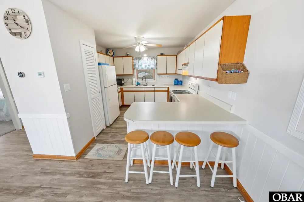 3629 Goosander St, Kitty Hawk, NC 27949