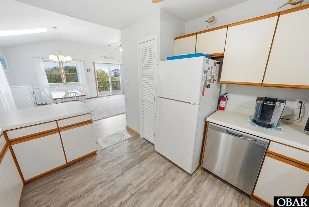 3629 Goosander St, Kitty Hawk, NC 27949