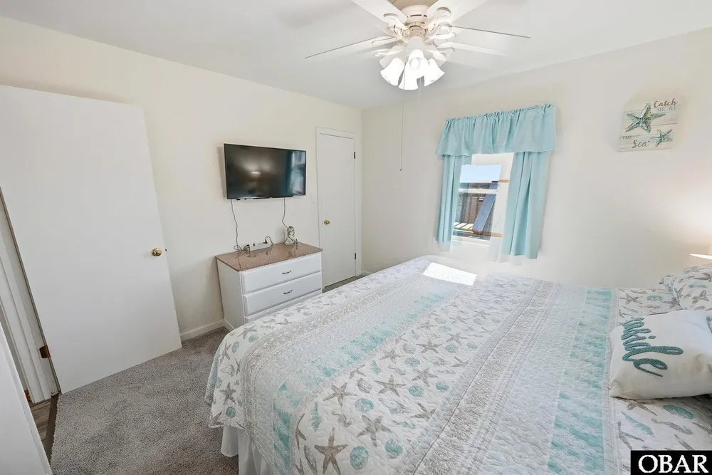 3629 Goosander St, Kitty Hawk, NC 27949