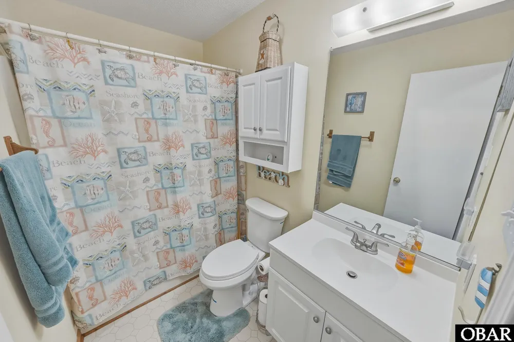 3629 Goosander St, Kitty Hawk, NC 27949