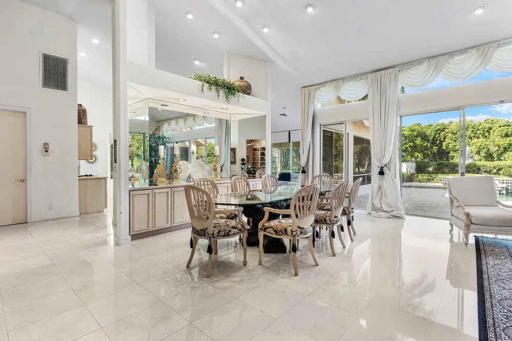 17571 Bocaire Way, Boca Raton, FL 33487