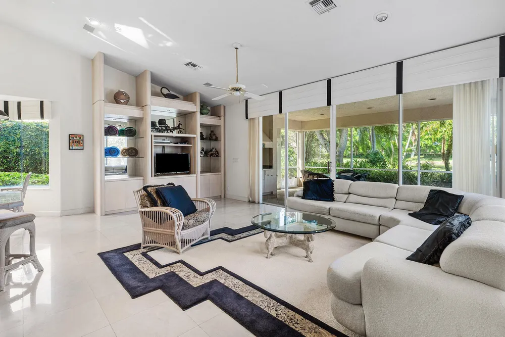17571 Bocaire Way, Boca Raton, FL 33487
