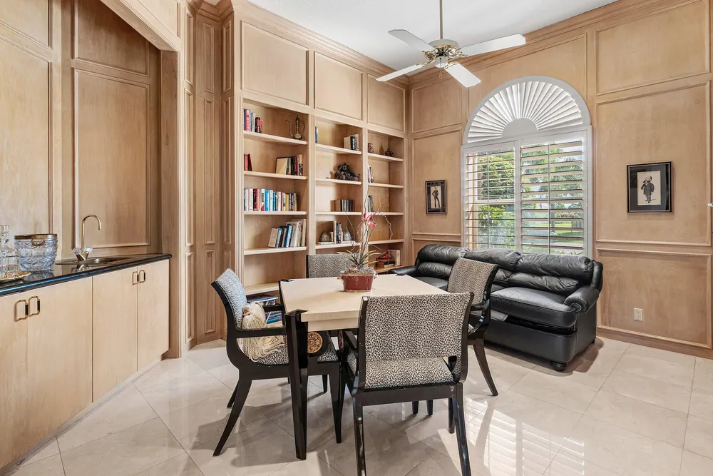17571 Bocaire Way, Boca Raton, FL 33487