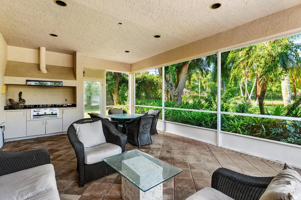 17571 Bocaire Way, Boca Raton, FL 33487