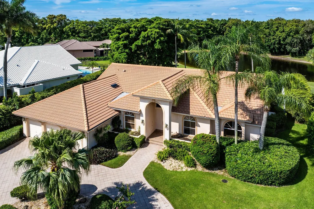 17571 Bocaire Way, Boca Raton, FL 33487