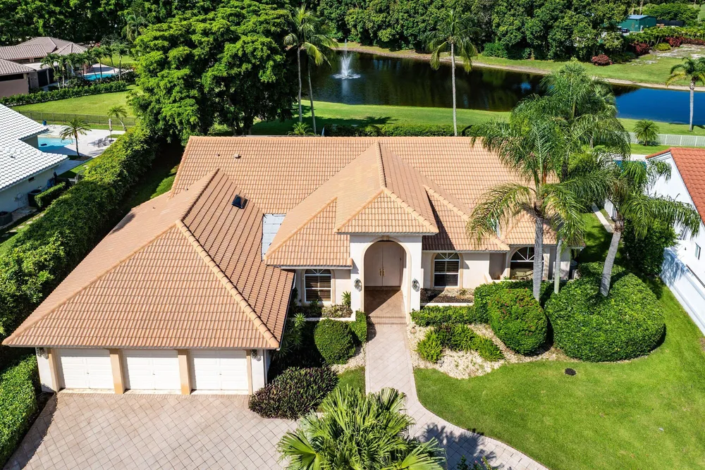 17571 Bocaire Way, Boca Raton, FL 33487
