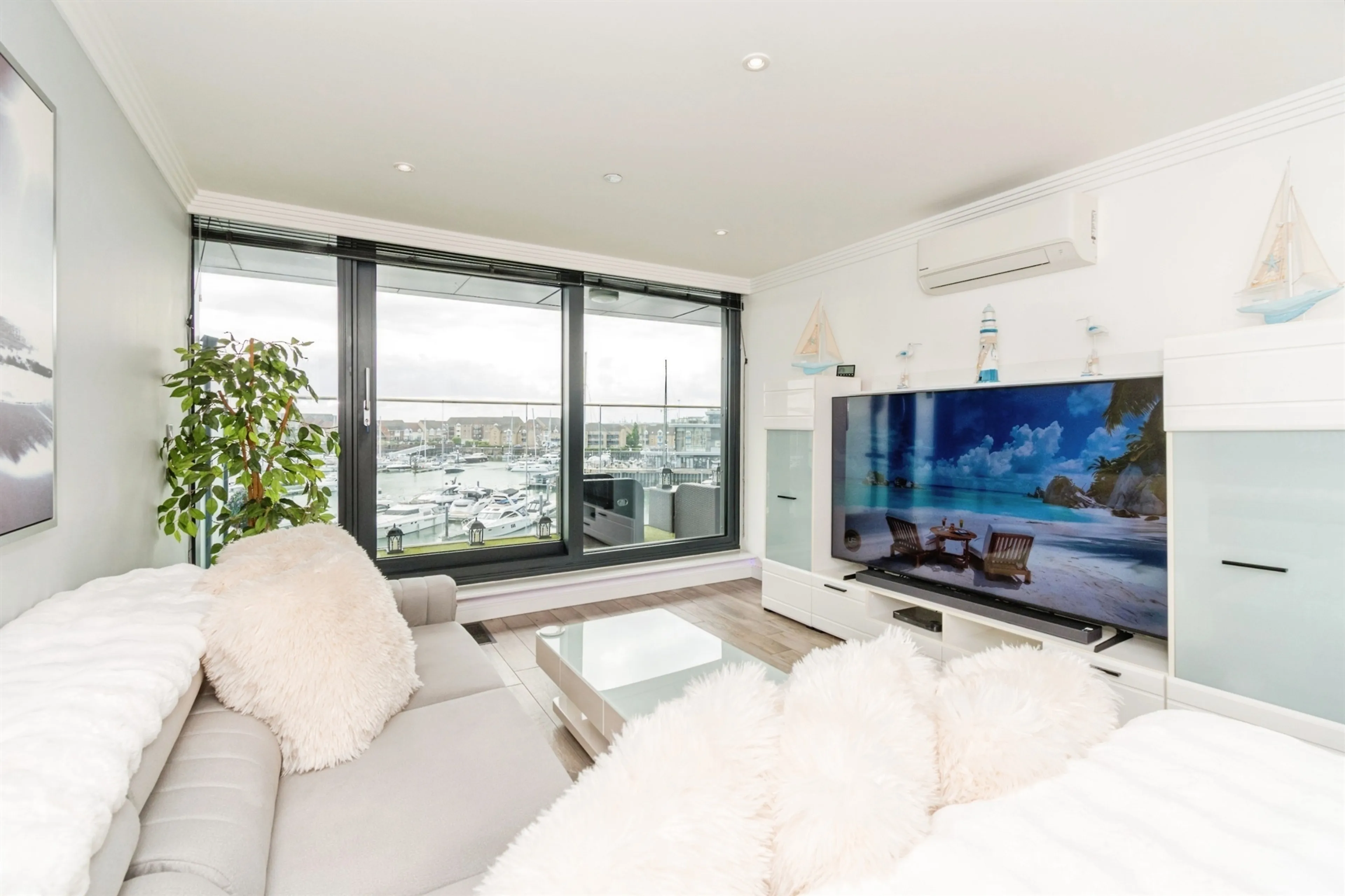 Property at Admirals Quay, Ocean Way, Southampton