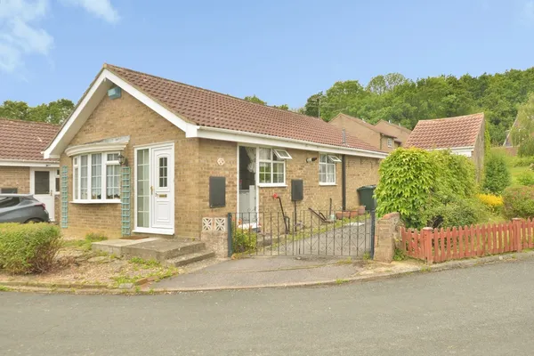 Hawks Way, Ashford, Kent, TN23