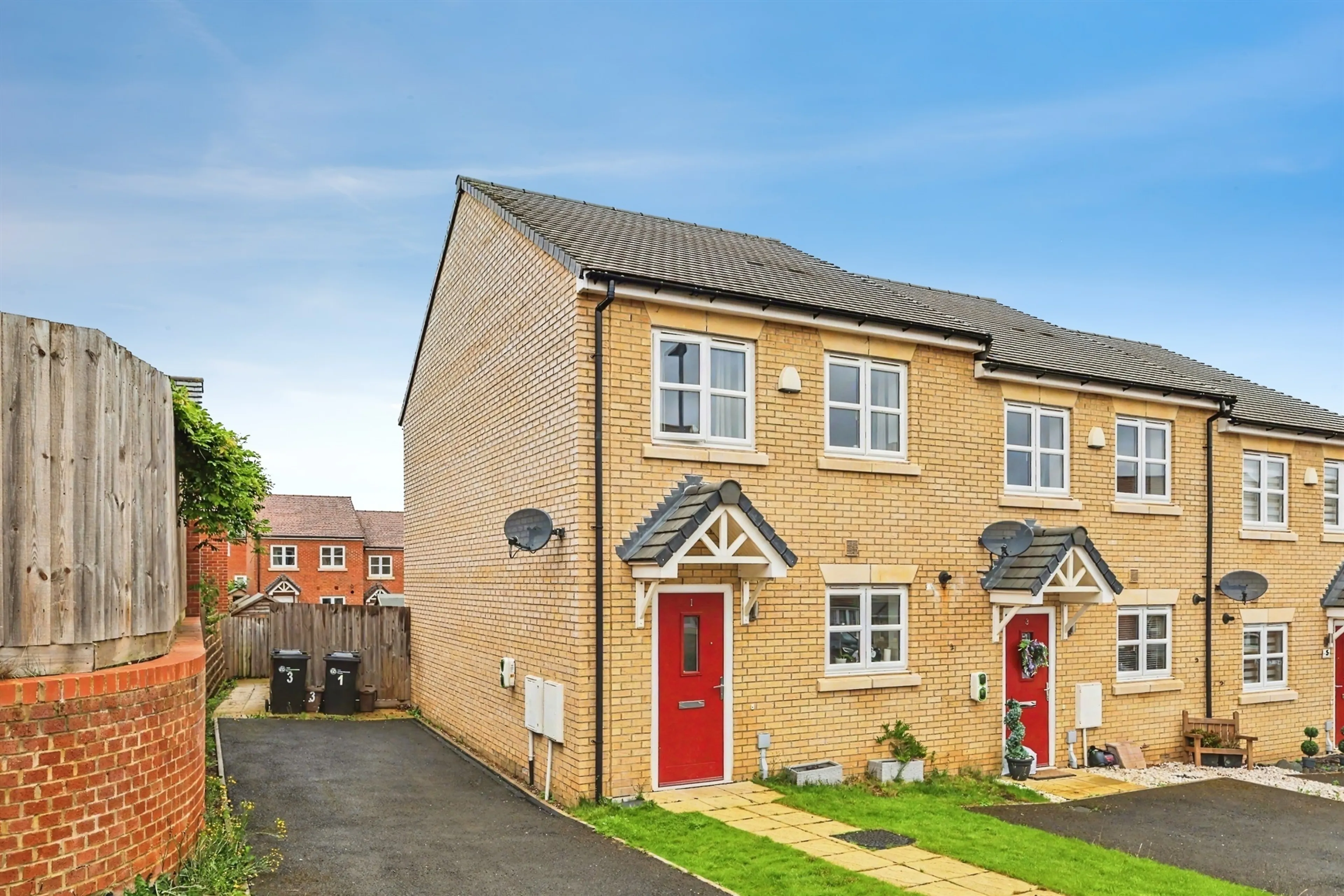 Property photo 0