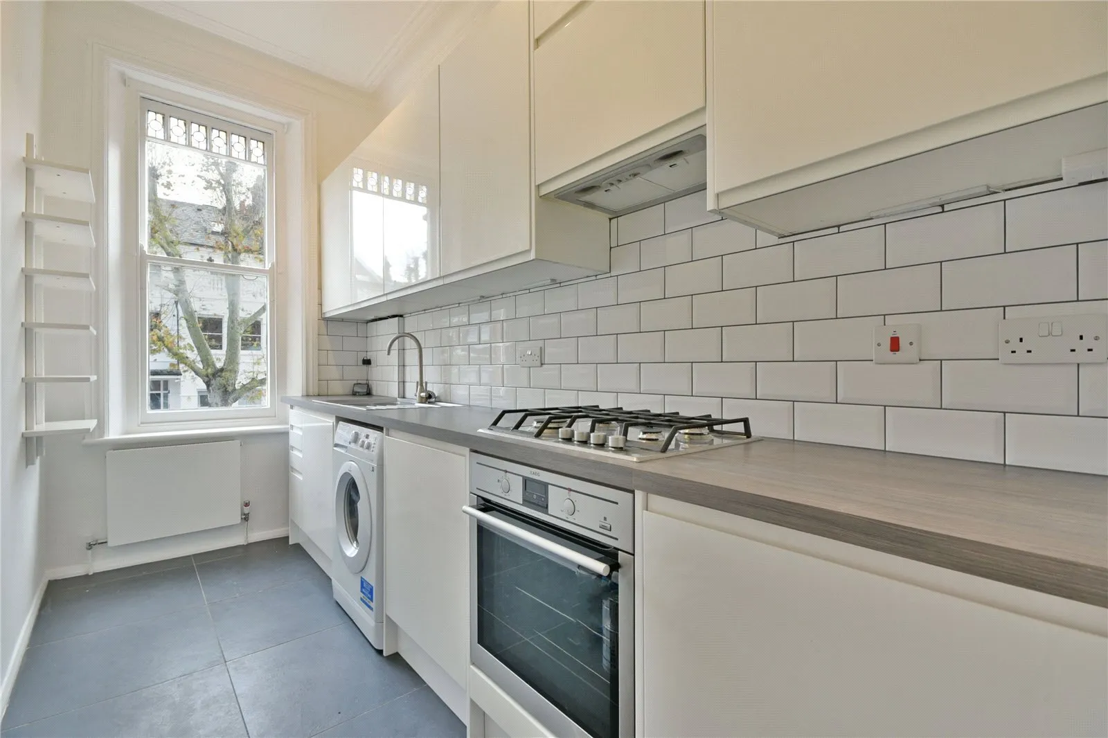 Minster Road, Cricklewood, London, NW2