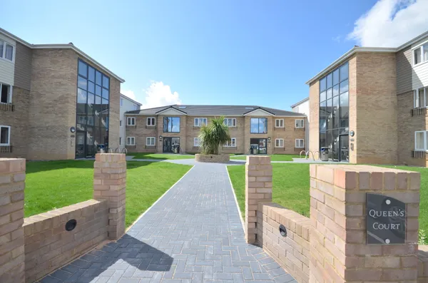 Queens Court, Chichester Close, Rainh...