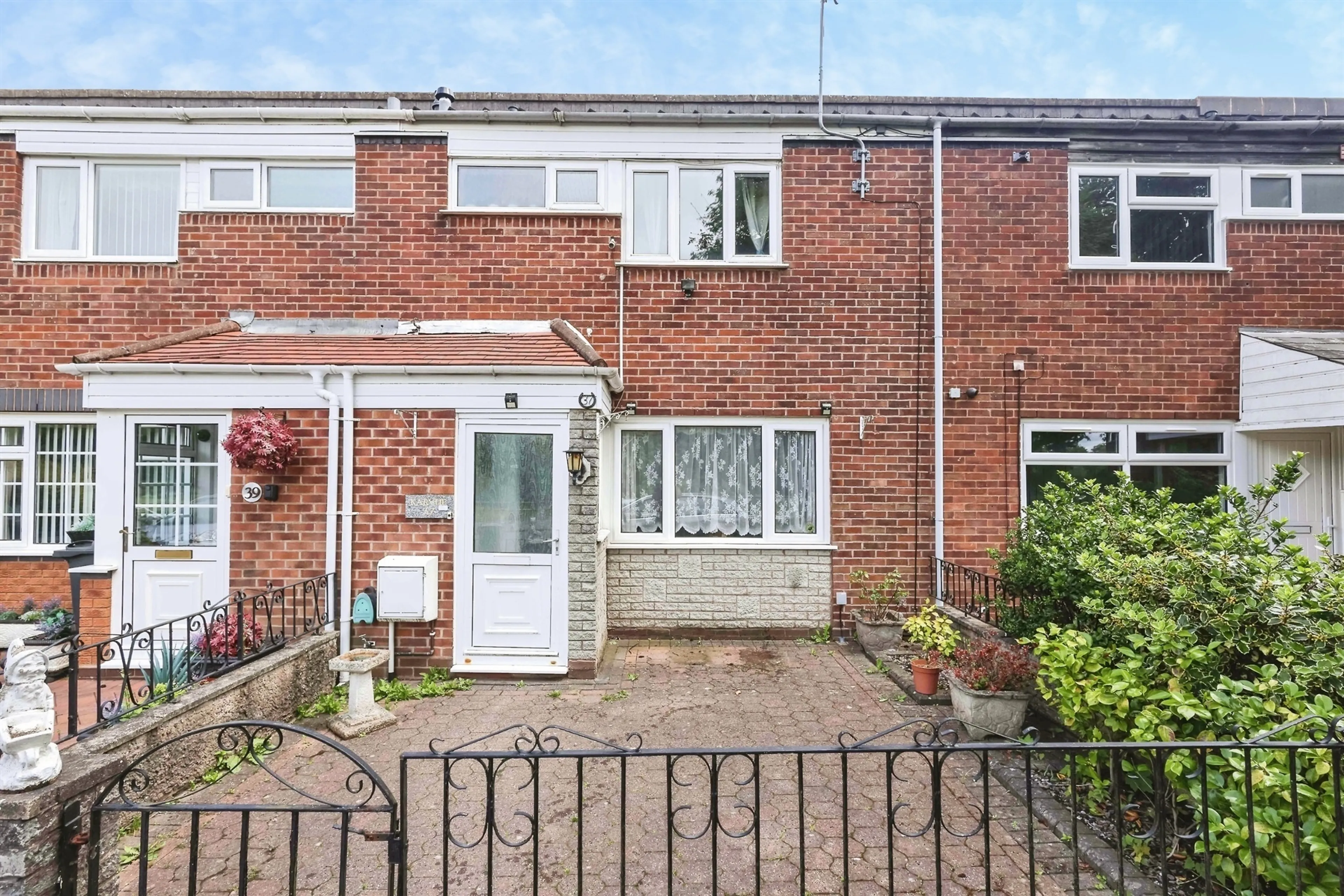 Property photo 0