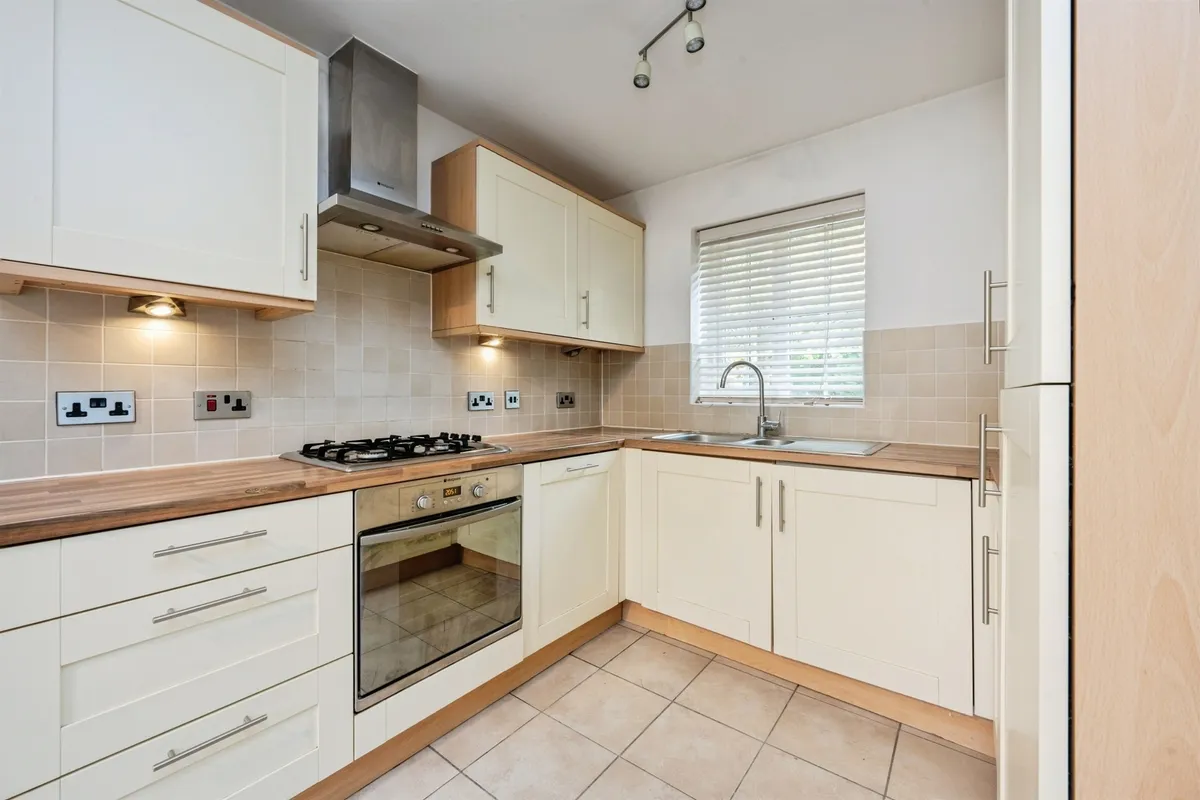 Ogilvie Close, Wendover